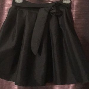 Black pleat min skirt Small